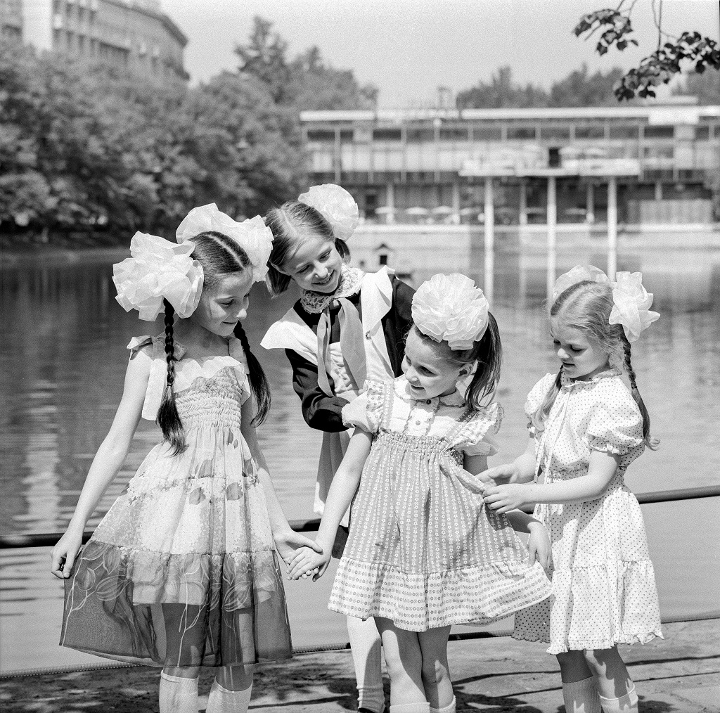 4.	На Чистопрудном бульваре 1983 г. Фото В. Соболева. Главархив Москвы 